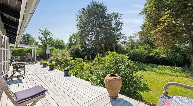 Familievenligt sommerhus tæt på strand og natur