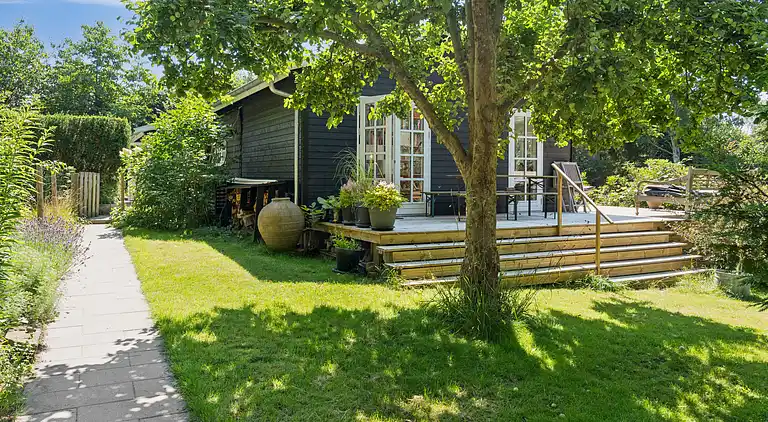 Familievenligt sommerhus tæt på strand og natur