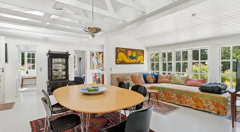 Familievenligt sommerhus tæt på strand og natur