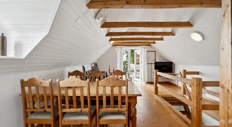 Hyggeligt sommerhus med kig til Vesterhavet