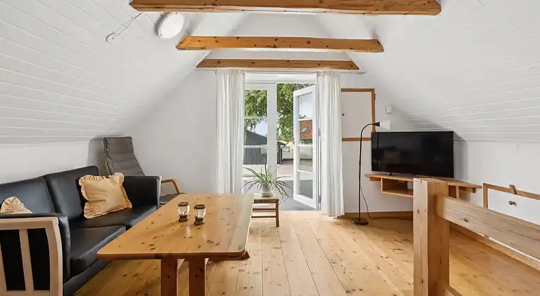 Hyggeligt sommerhus med kig til Vesterhavet