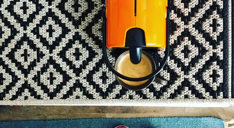 Cosy Eiffel Tower Design Studio