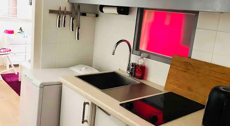 Cosy Eiffel Tower Design Studio