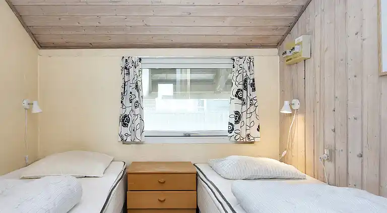 3 rom,2 nivå,Standard