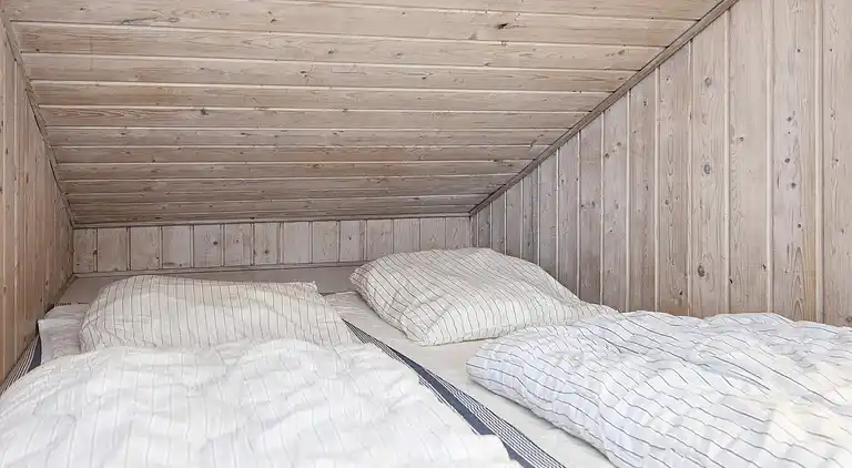 3 rom,2 nivå,Standard