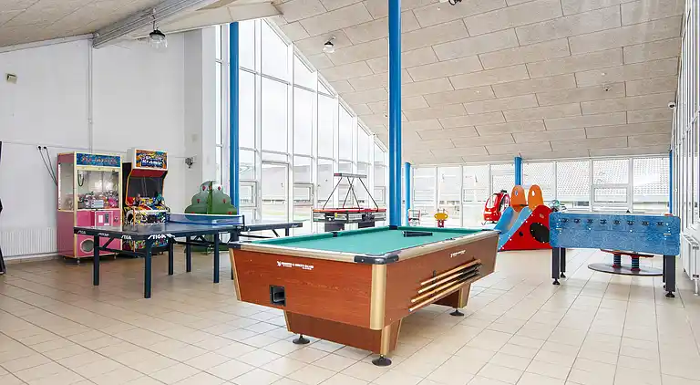 3 rom,2 nivå,Standard