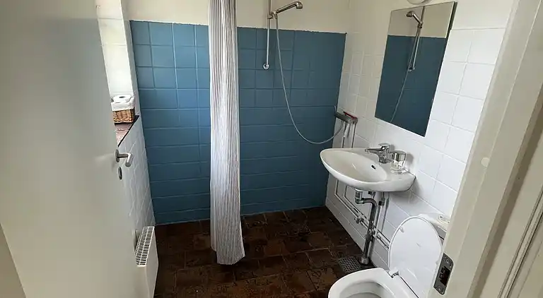 Hyggeligt sommerhus tæt på stranden