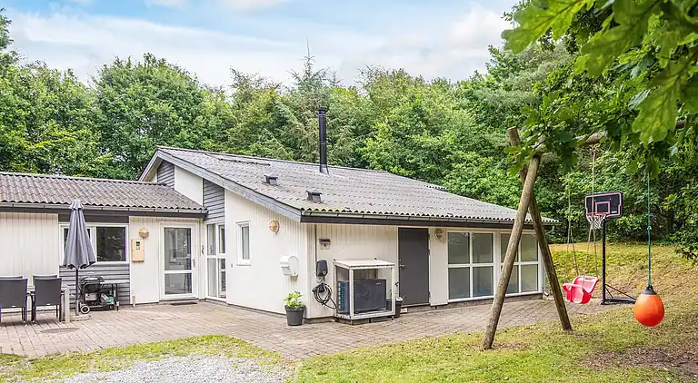 Holiday home in Fjellerup Strand