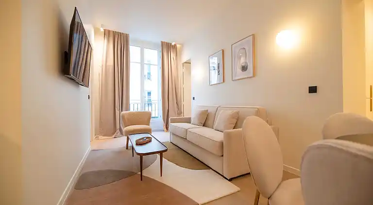 Apartment in Faubourg-Montmartre