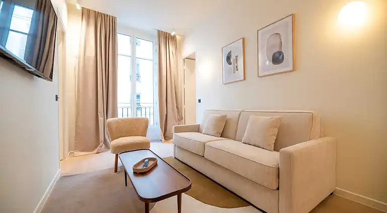 Apartment in Faubourg-Montmartre