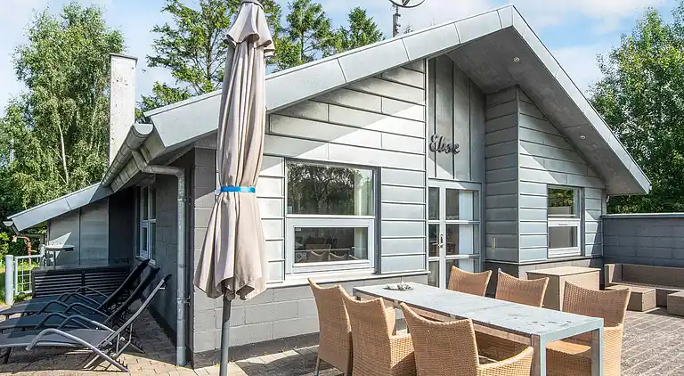 Holiday home in Allingåbro