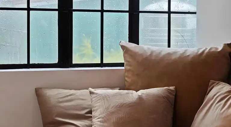 Entfliehen Sie nach LuxHomme, Ihrem geräumigen Refugium im