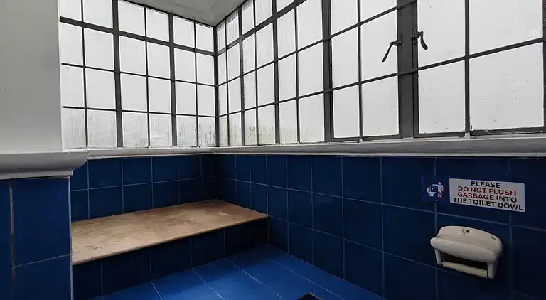 Entfliehen Sie nach LuxHomme, Ihrem geräumigen Refugium im