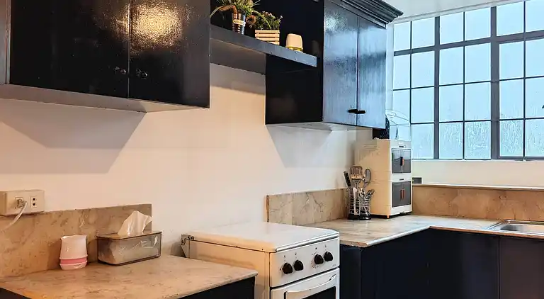 Entfliehen Sie nach LuxHomme, Ihrem geräumigen Refugium im