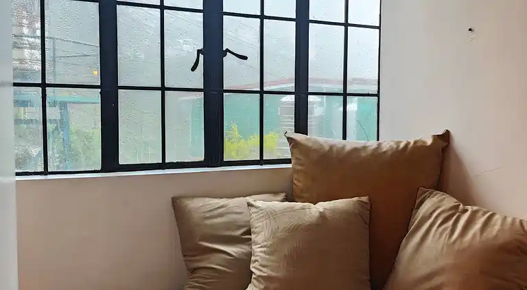 Entfliehen Sie nach LuxHomme, Ihrem geräumigen Refugium im