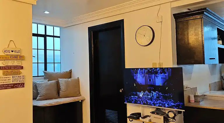 Entfliehen Sie nach LuxHomme, Ihrem geräumigen Refugium im