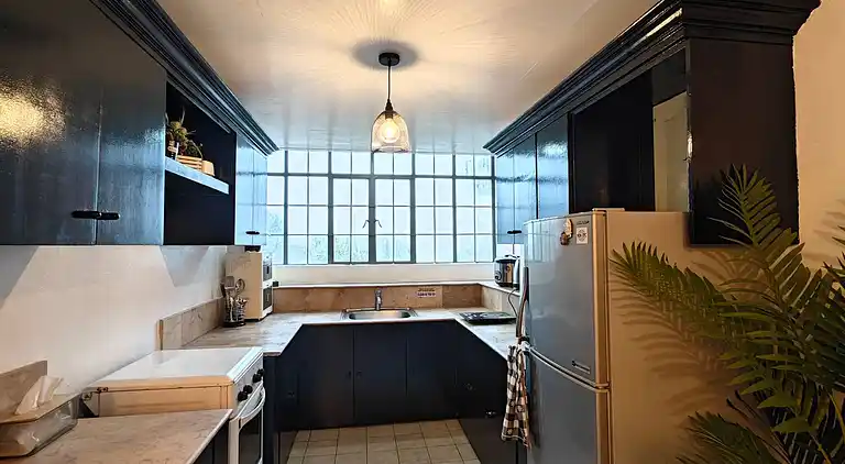 Entfliehen Sie nach LuxHomme, Ihrem geräumigen Refugium im