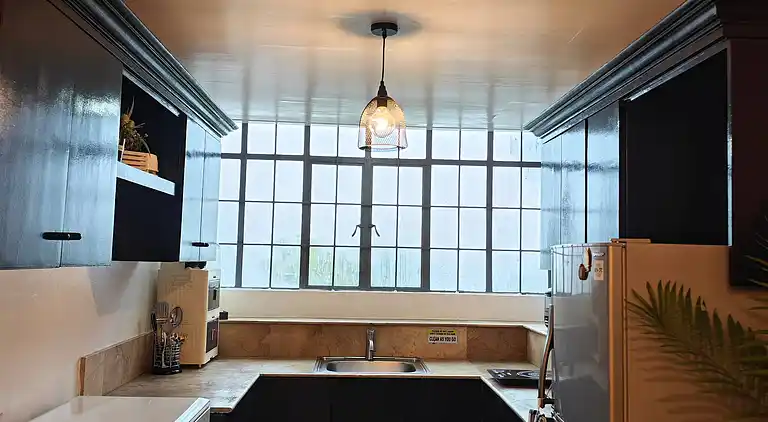 Entfliehen Sie nach LuxHomme, Ihrem geräumigen Refugium im