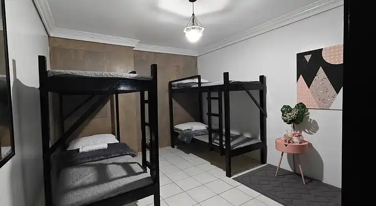 Entfliehen Sie nach LuxHomme, Ihrem geräumigen Refugium im