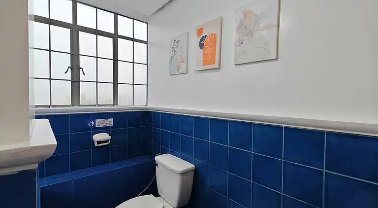 Entfliehen Sie nach LuxHomme, Ihrem geräumigen Refugium im