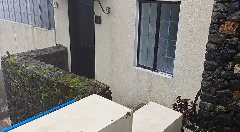 Entfliehen Sie nach LuxHomme, Ihrem geräumigen Refugium im