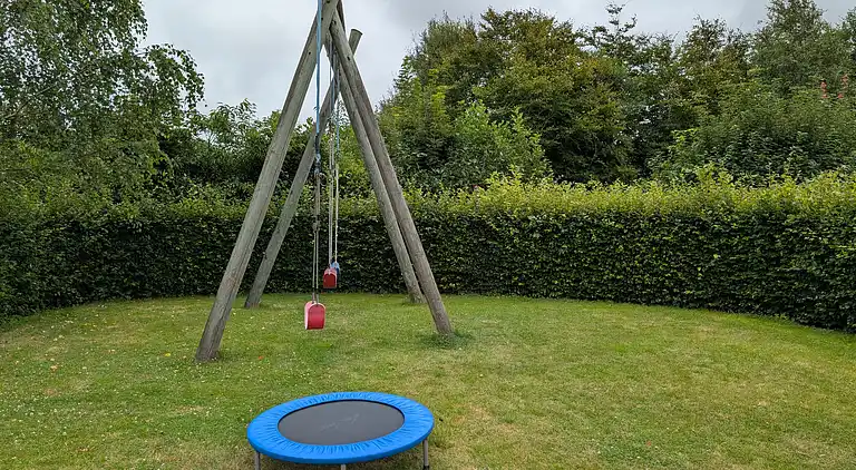 Charmantes Ferienhaus mit großem Garten