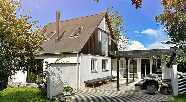 Schönes Ferienhaus mit Meerblick