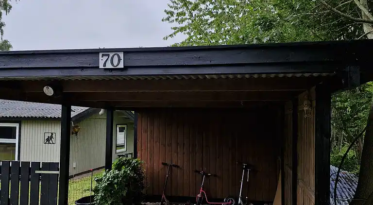 Ruhige Gegend, 1,5 km zum Strand.