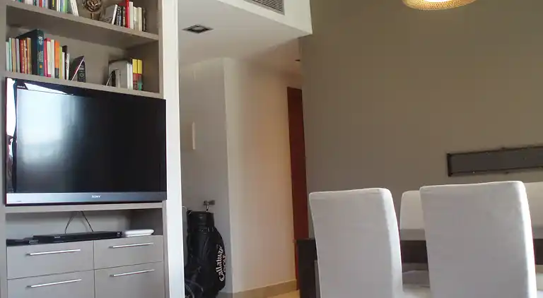 BOLIG TÆT PÅ STRAND MED POOL OG  TÆT PÅ PORT AVENTURA