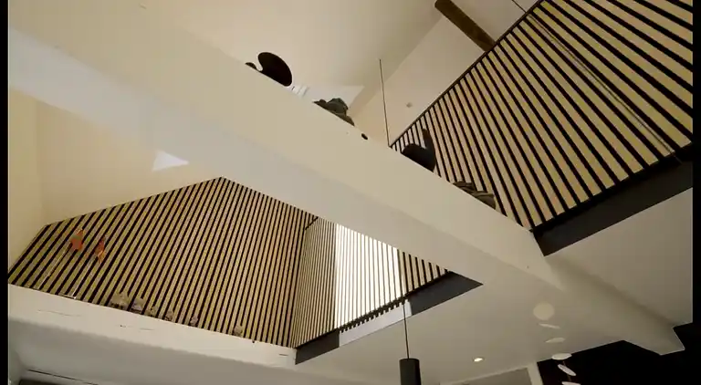 Lyxigt sommarhus på vacker skogsmark