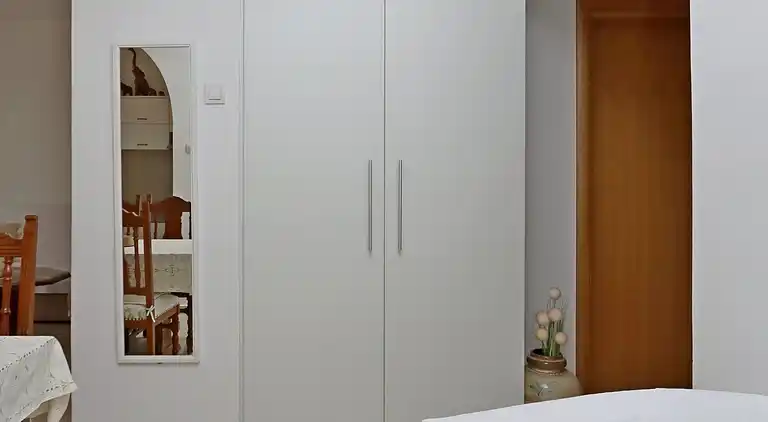 Two bedroom apartment with terrace and sea view Dramalj,