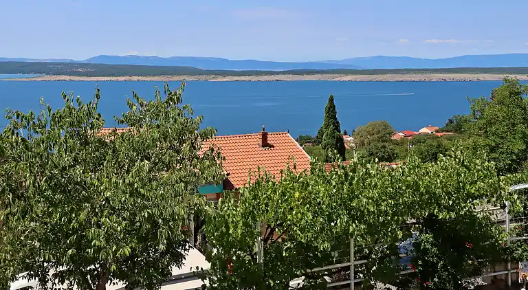 Two bedroom apartment with terrace and sea view Dramalj,