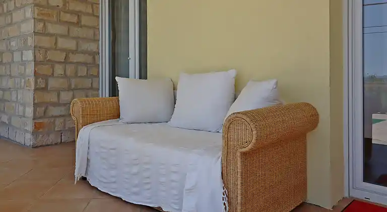 Two bedroom apartment with terrace and sea view Dramalj,