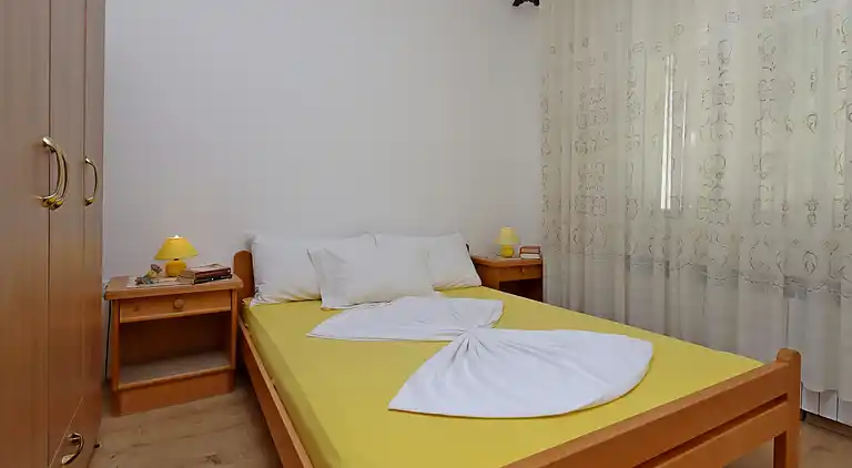 Two bedroom apartment with terrace and sea view Dramalj,