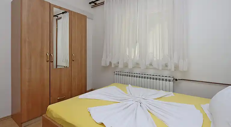 Two bedroom apartment with terrace and sea view Dramalj,