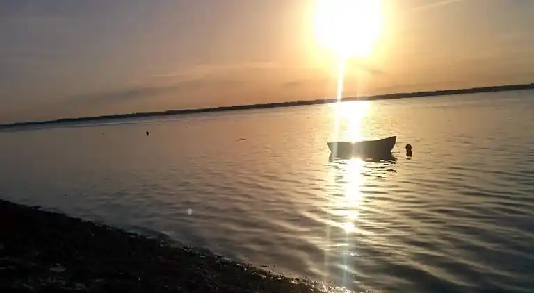 Semesterbostad vid Hejlsminde Strand