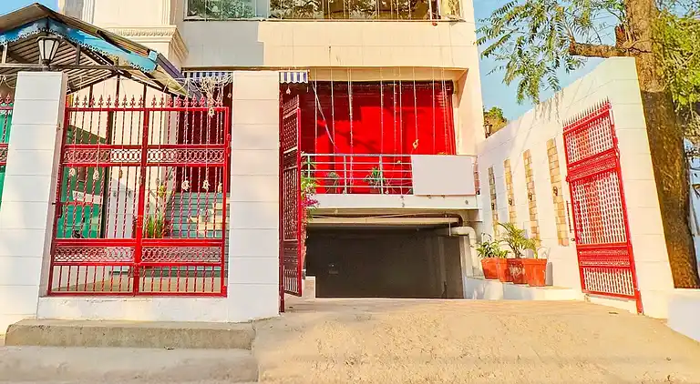 Ferienhaus in Arhat Bazaar