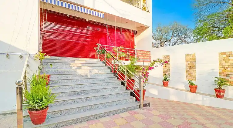 Ferienhaus in Arhat Bazaar