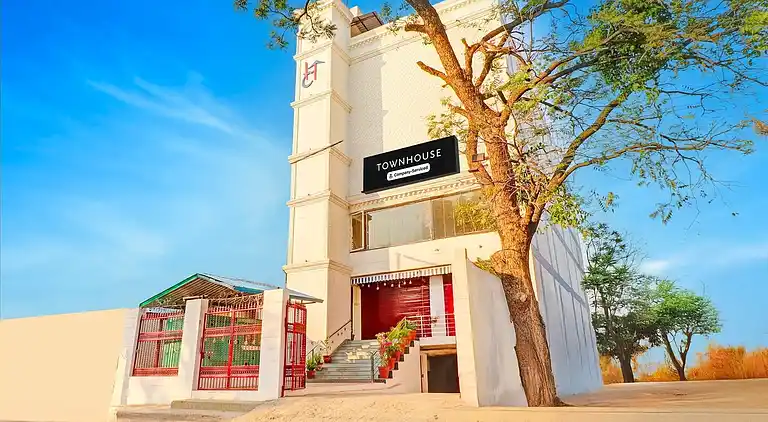 Ferienhaus in Arhat Bazaar