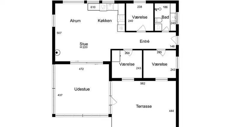 Nyrenoveret feriehus m. havudsigt, 50m fra strand