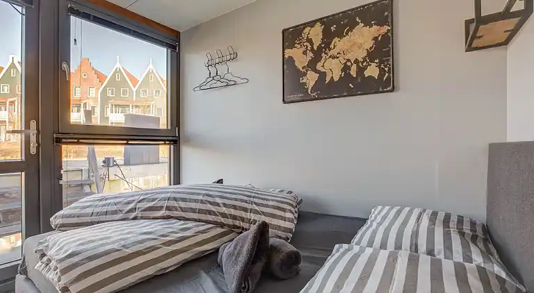 Houseboat in Volendam