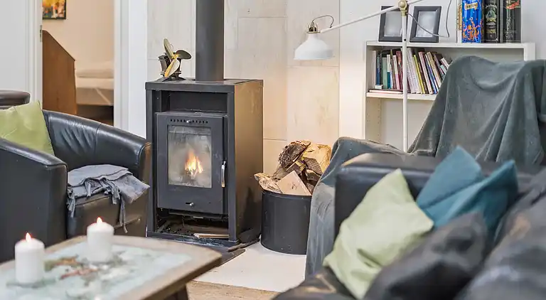 Moderne hus til kip med udespa og sauna 