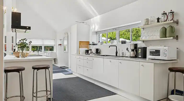 Moderne hus til kip med udespa og sauna 