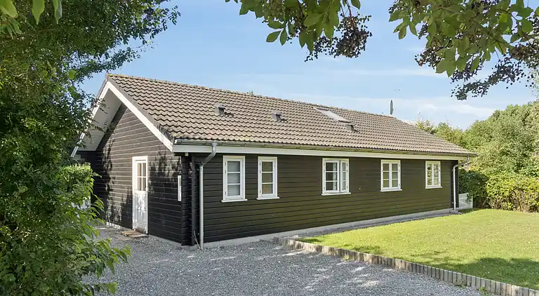 Feriehus med spa nær strand, skov og kultur