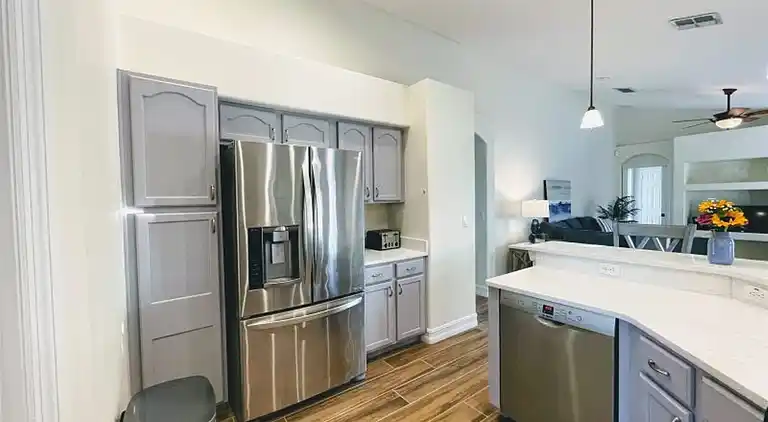 Executive-Haus mit 5 Schlafzimmern und Pool und Spielzimmer