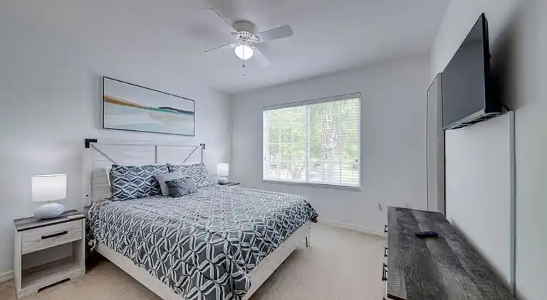 Executive-Haus mit 5 Schlafzimmern und Pool und Spielzimmer
