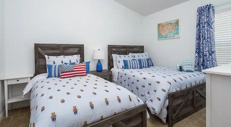 Executive-Haus mit 5 Schlafzimmern und Pool und Spielzimmer