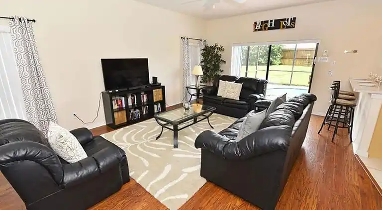 Platinum Home mit 4 Schlafzimmern, Spielzimmer und Spa