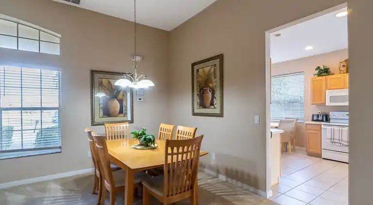 Executive-Haus mit 4 Schlafzimmern, privatem Pool und Spa