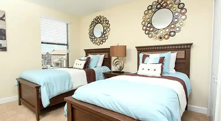 Platinum Home mit 4 Schlafzimmern, Spielzimmer und Spa